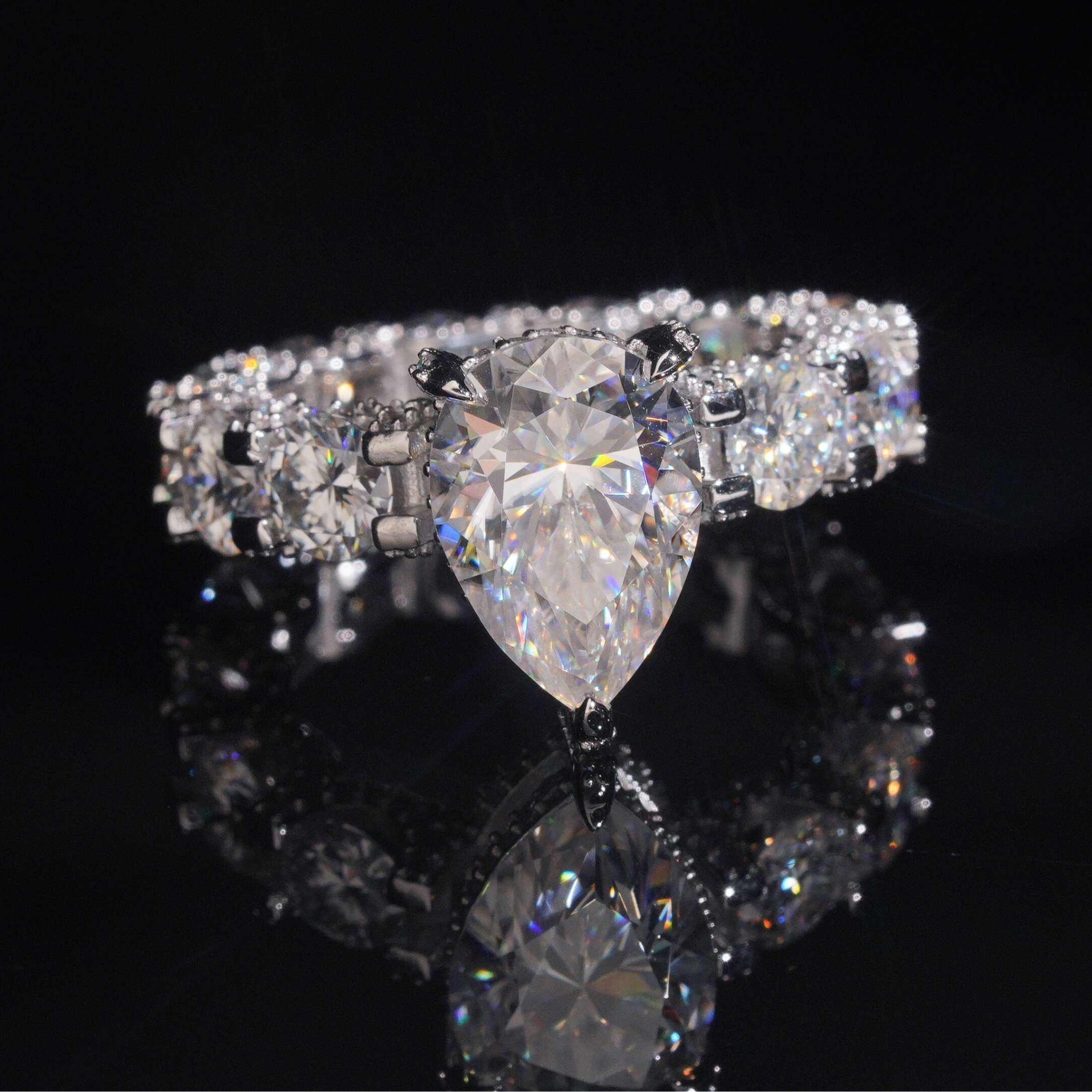 925 Sterling Silver 5ct Pear Cut VVS Moissanite Diamond Ring | Women’s Engagement Fine Jewelry