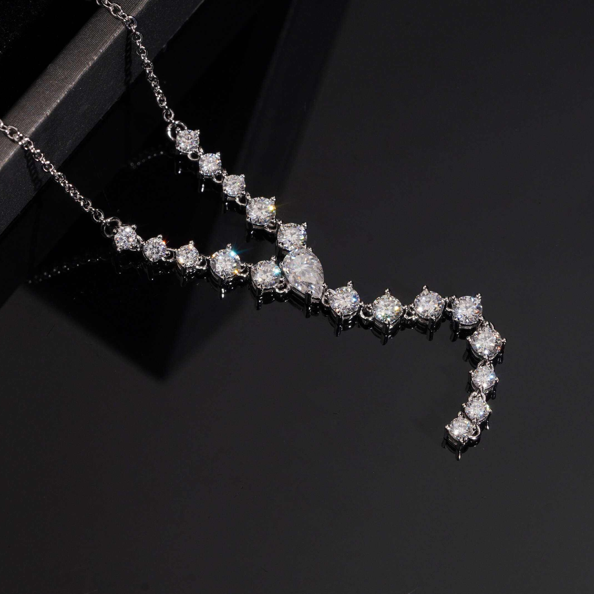 925 Sterling Silver Elegant Moissanite Necklace | GRA Certified Women’s
