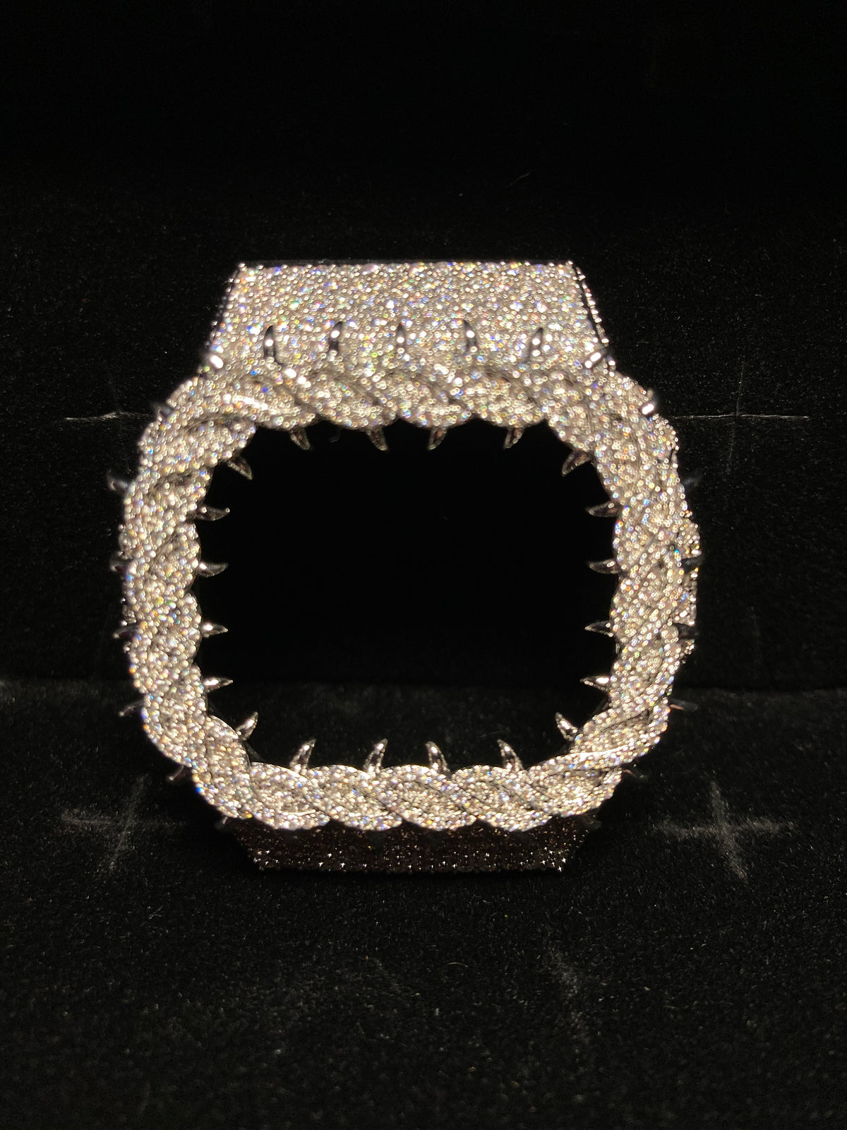 VVS Moissanite Silver Iced-Out Thorn Watch Bezel for Dw5600