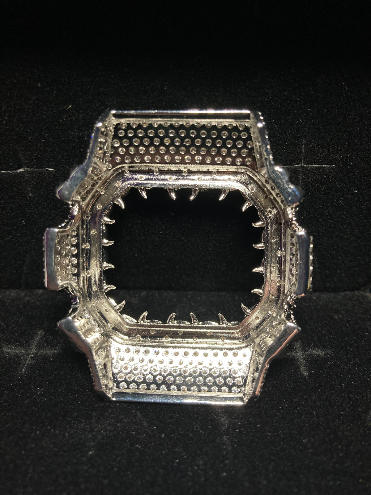 VVS Moissanite Silver Iced-Out Thorn Watch Bezel for Dw5600