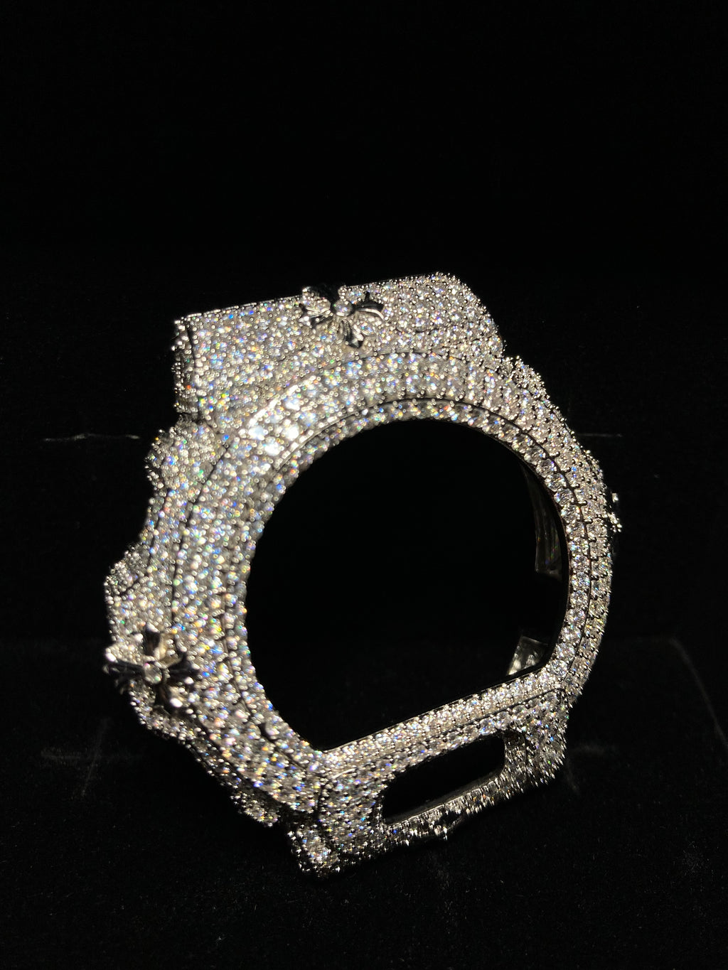 VVS Moissanite Silver Cross Iced-Out Watch Bezel for Dw6900