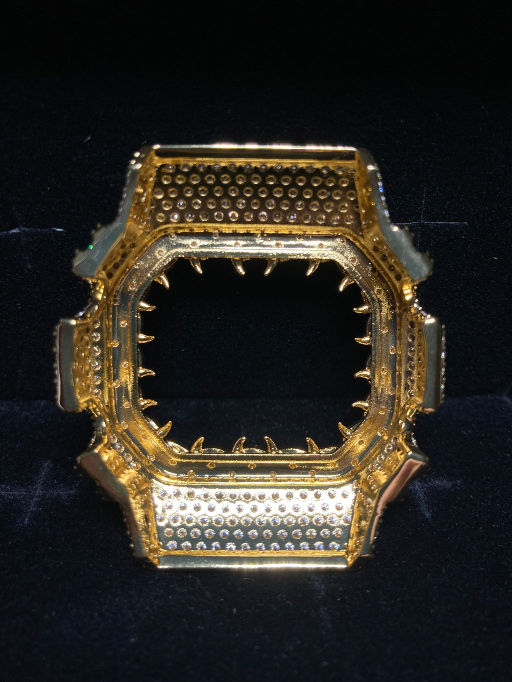VVS Moissanite Gold Iced-Out Thorn Watch Bezel for Dw5600