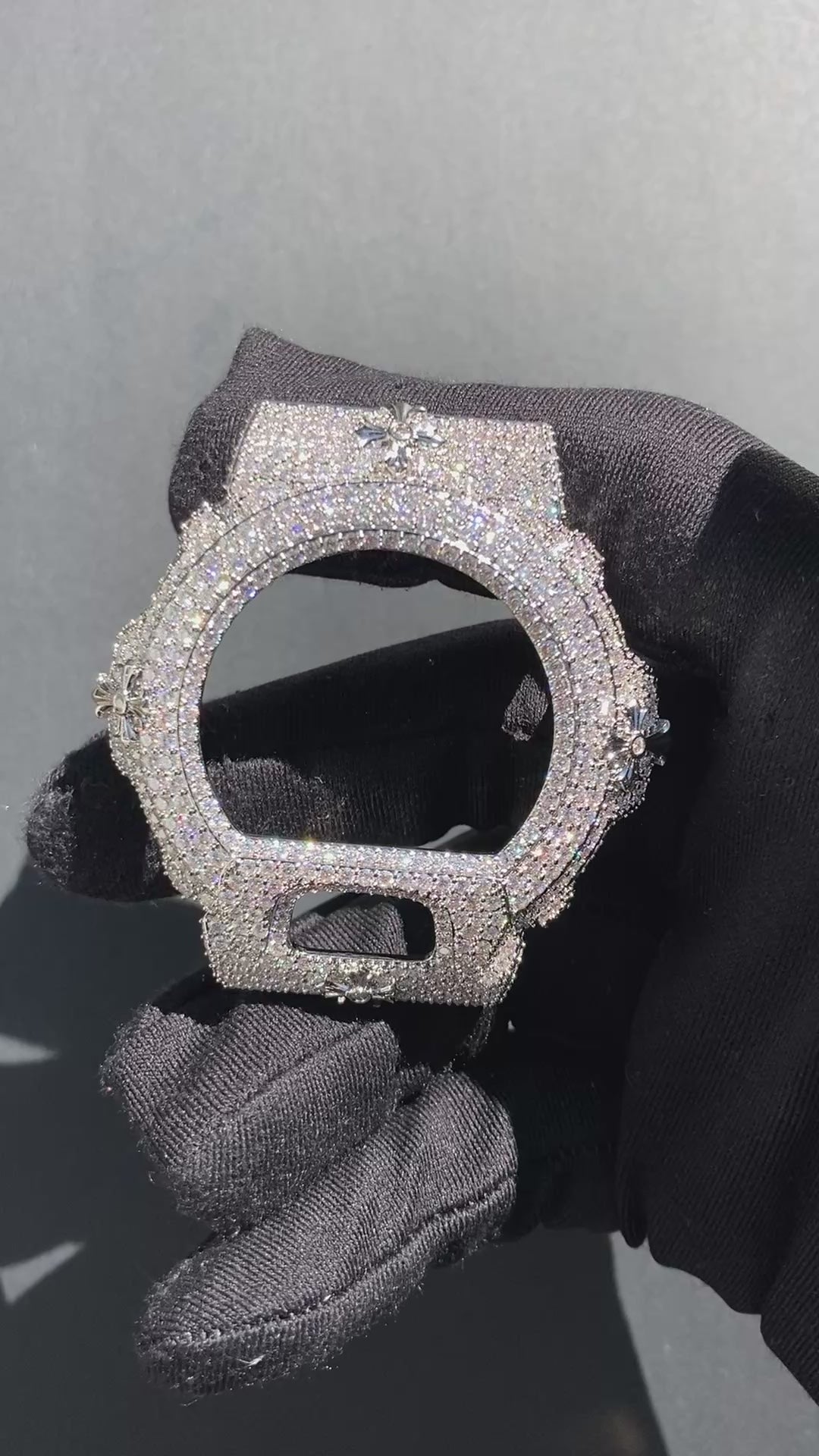VVS Moissanite Silver Cross Iced-Out Watch Bezel for Dw6900