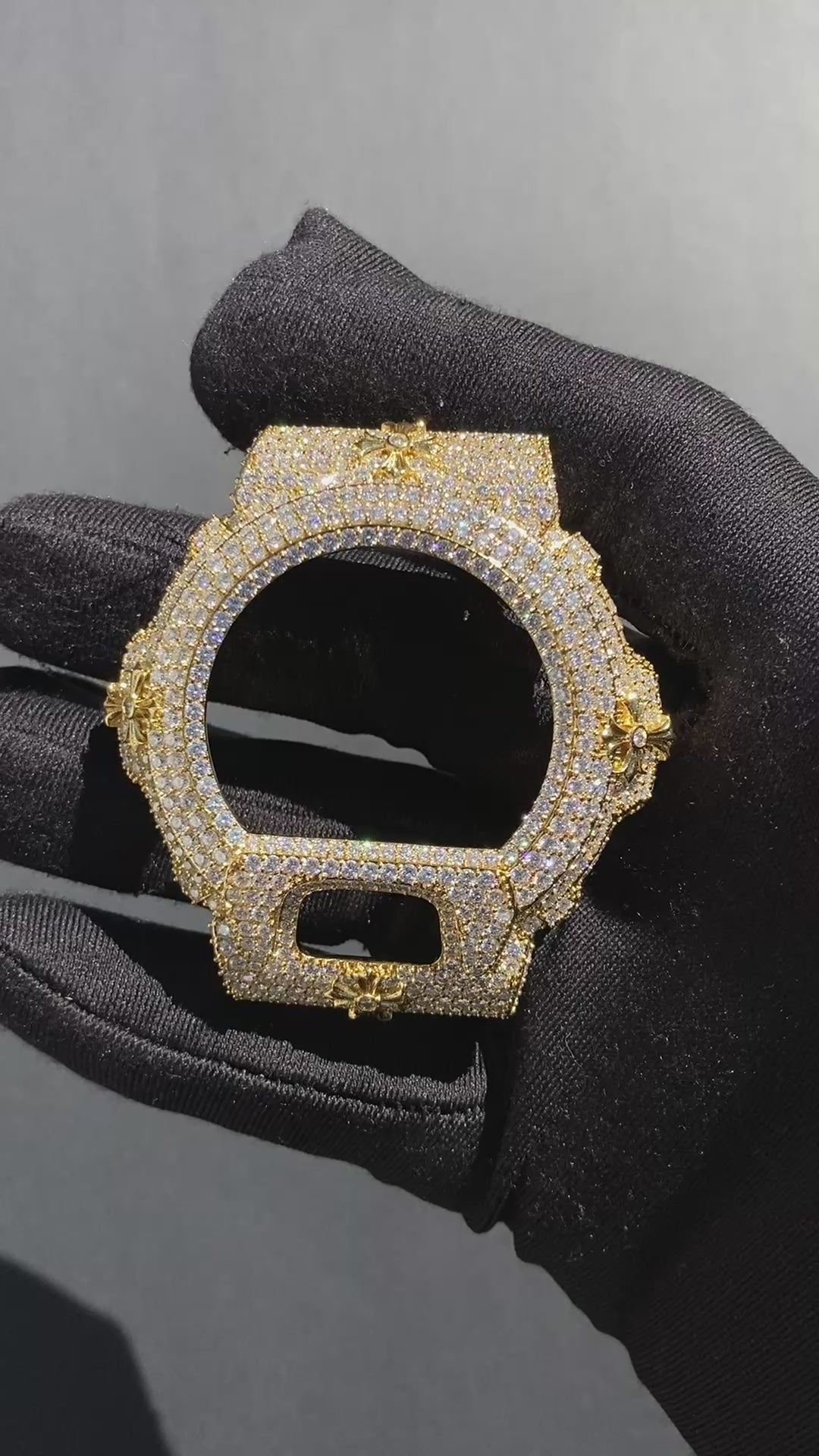 VVS Moissanite Gold Cross Iced-Out Watch Bezel for Dw6900