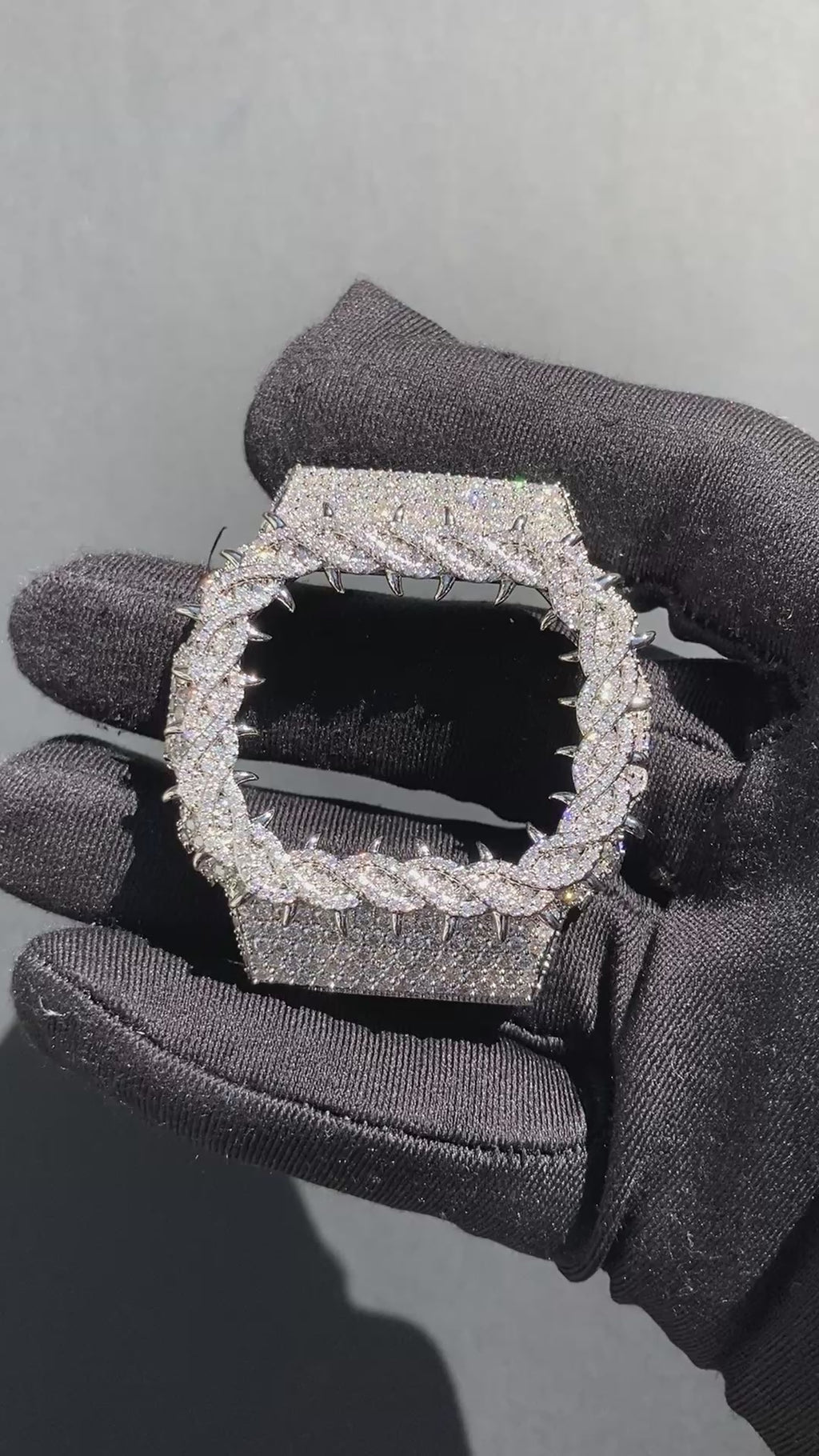 VVS Moissanite Silver Iced-Out Thorn Watch Bezel for Dw5600